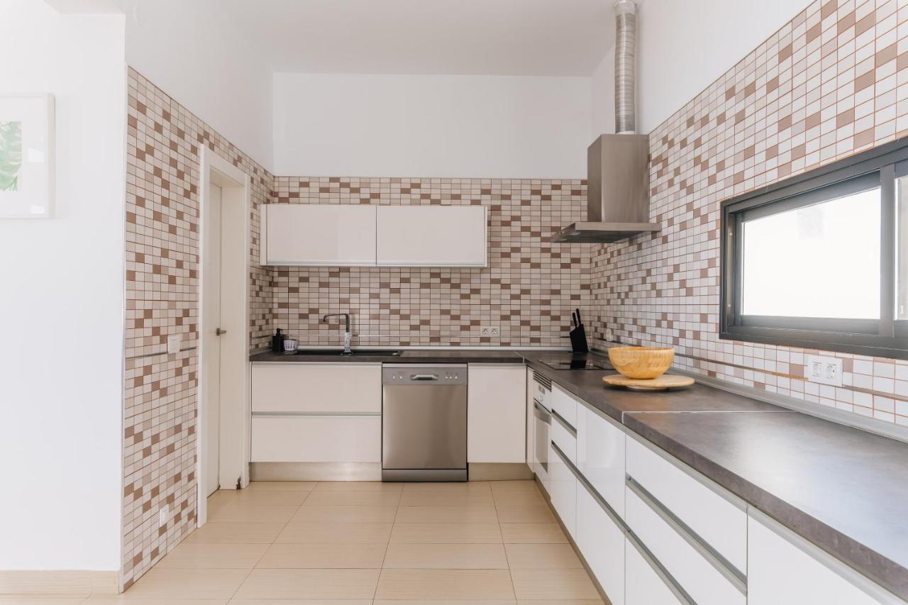 Sunset White Villa - Ocean View, Jakuzzi, Heated Pool, Air-Conditioning, Grill Playa de las Americas  Exterior photo